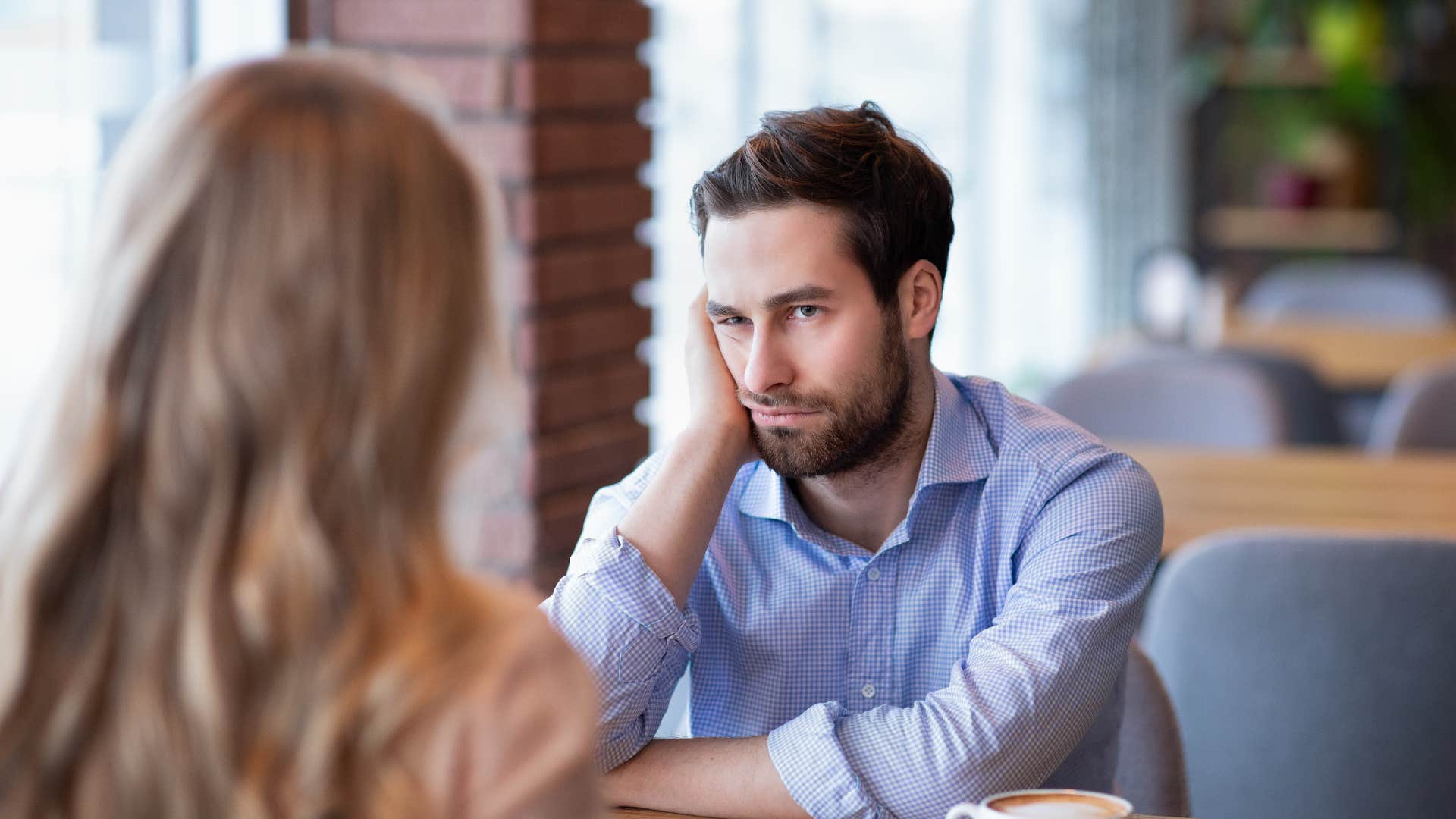 phrases que certaines femmes disent et qui agacent leurs partenaires femme disant quand nous serons mariés
