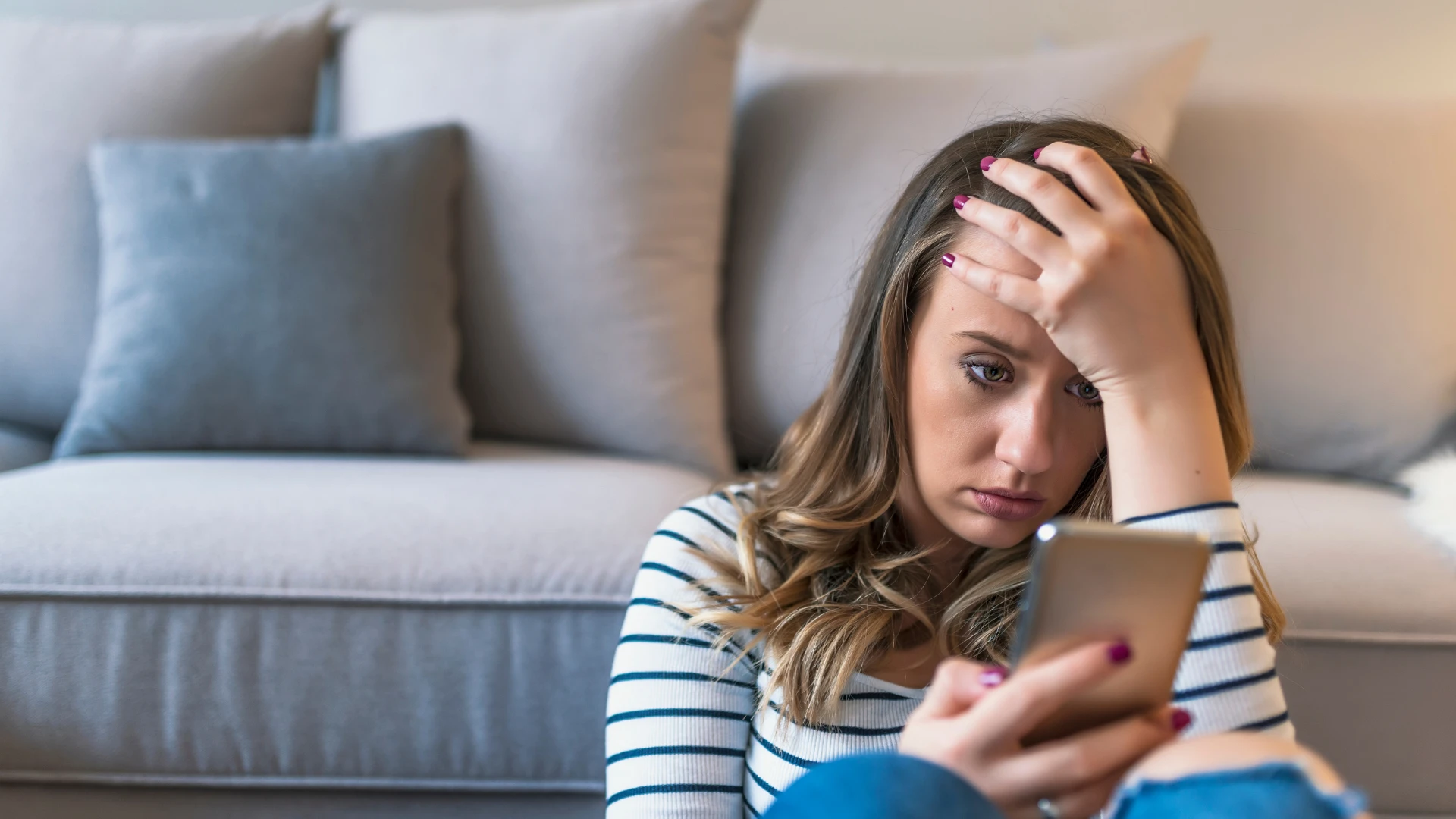 un homme qui n'aime pas autant les femmes qu'il le prétend car il disparaît toujours