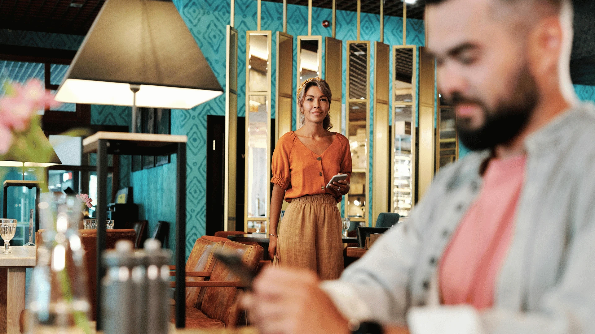 une femme qui s'en sort davantage