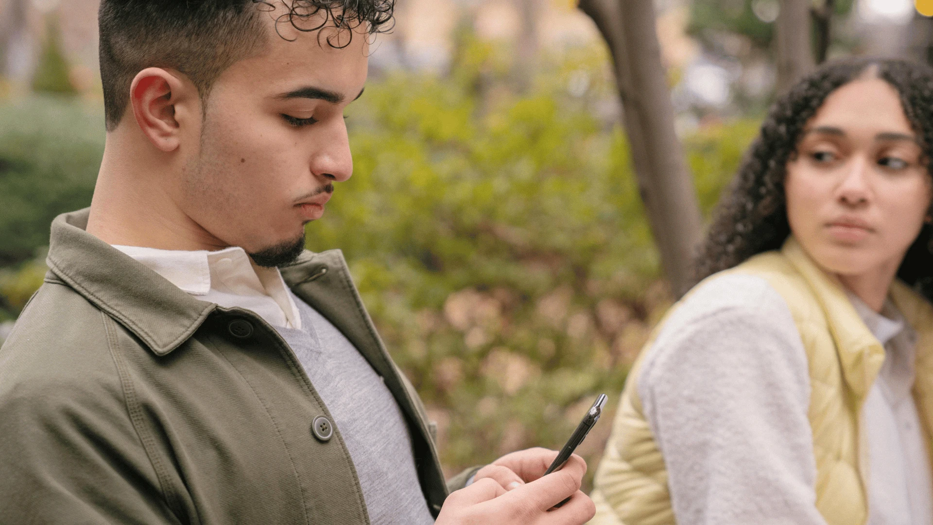 femme qui quitte des relations qui ne mènent nulle part