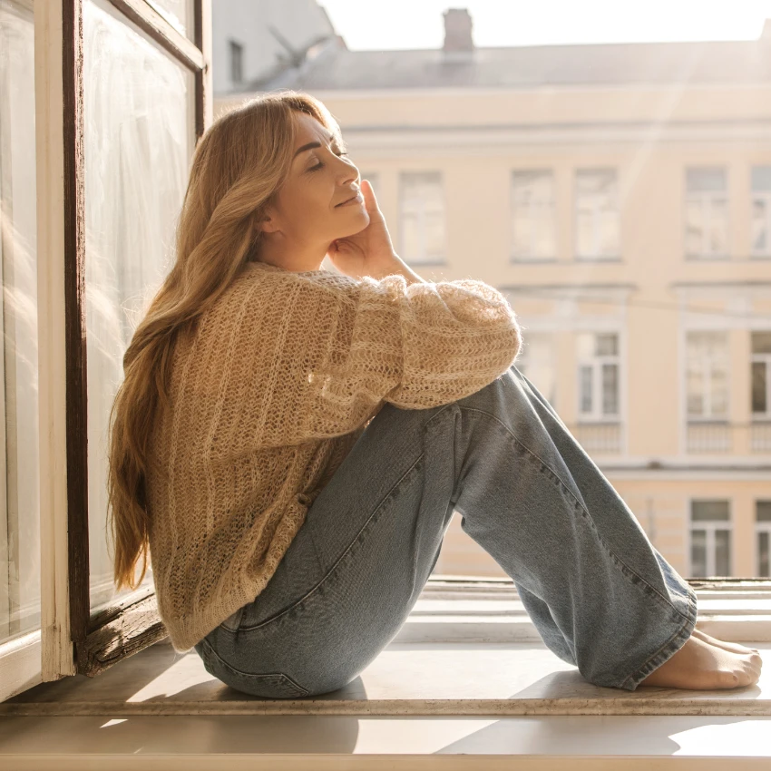 heureuse femme célibataire vouée à mourir seule