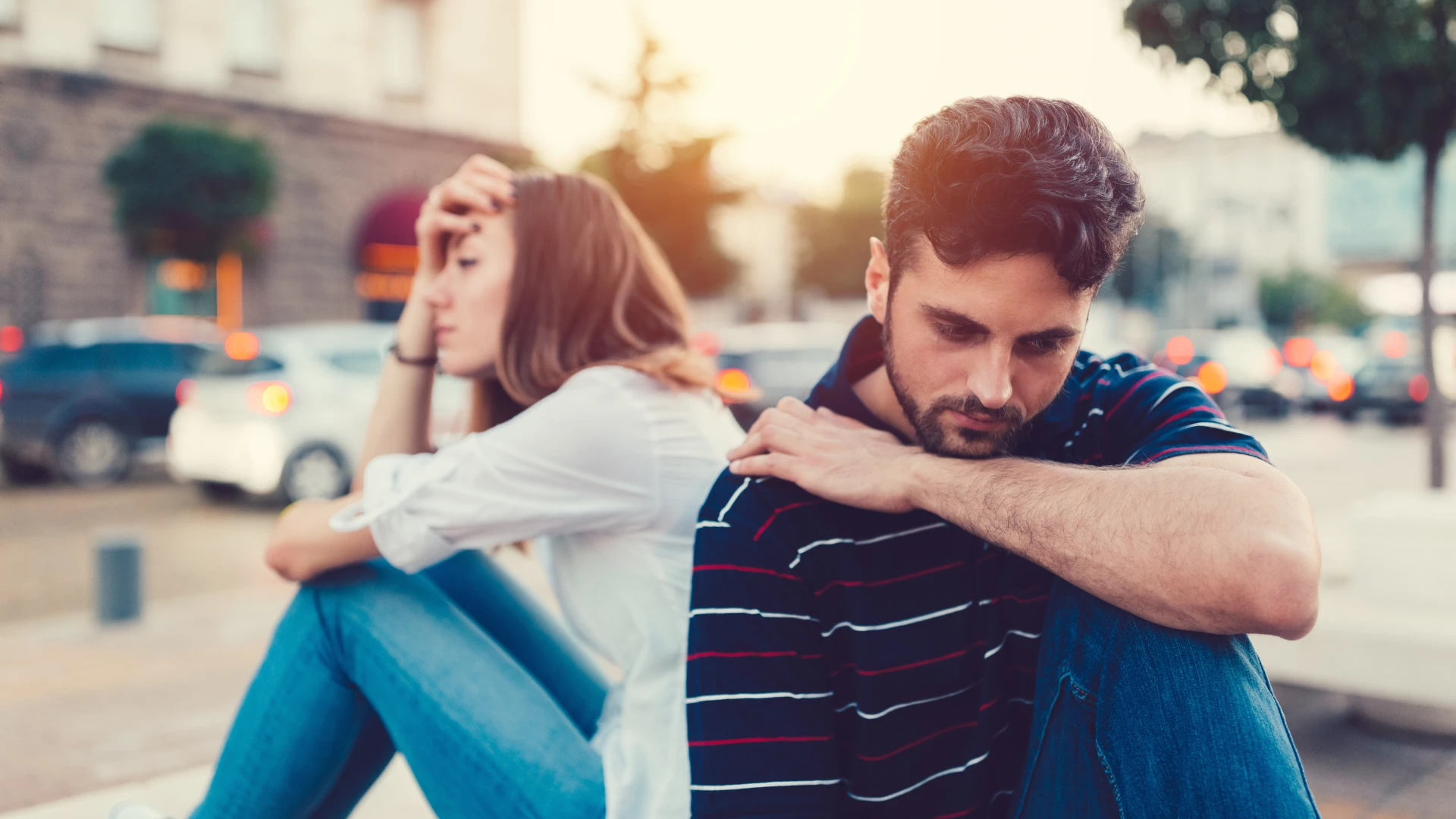 les femmes qui ont épousé des hommes émotionnellement instables disent que ces signes sont apparus tôt et qu'elles sont souvent constamment stressées